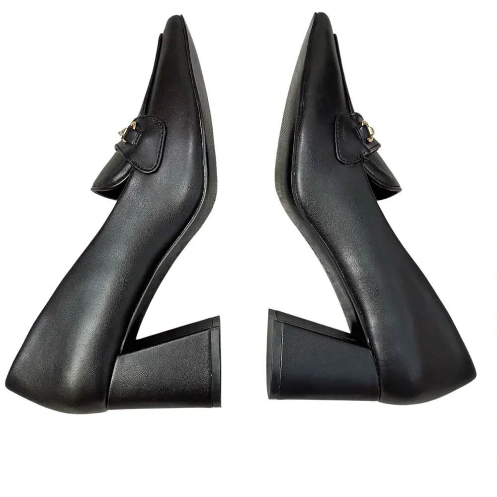 CHARLES DAVID Amity LoaferStyle BlockHeel Black Pump Gold Hardware PointedToe 9M